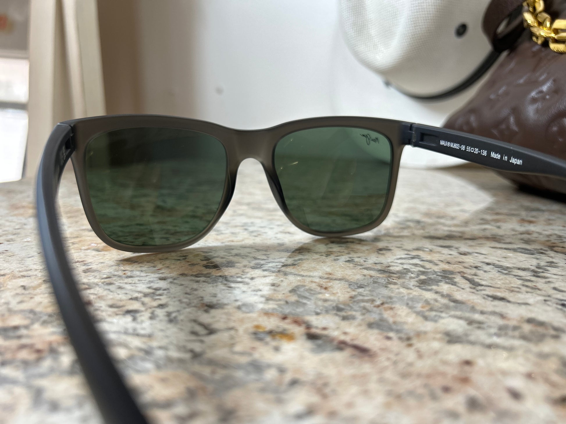 Brown Sunglasses Polarized Maui MJ 602-08 55-20-136